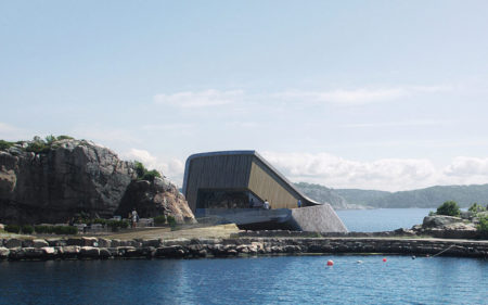 Перший підводний ресторан у Норвегії